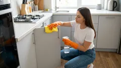 5 nejčastějších chyb při úklidu, kvůli kterým máte šmouhy a víc práce